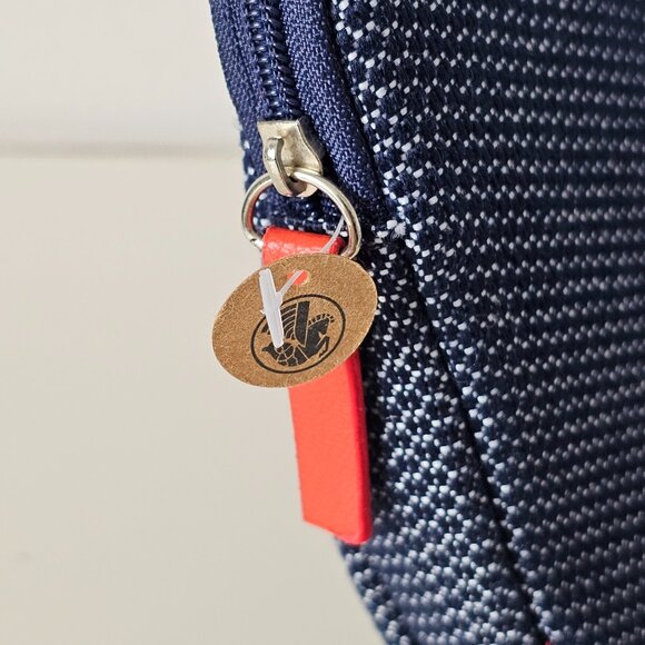 New Air France Business Class Travel Amenity Kit Pouch Navy Blue - Picture 8 of 9